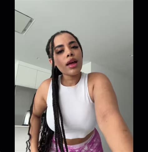 angelaincollege leaked|Angelaincollege Onlyfans Leaked – Nude Big Ass On Chair.